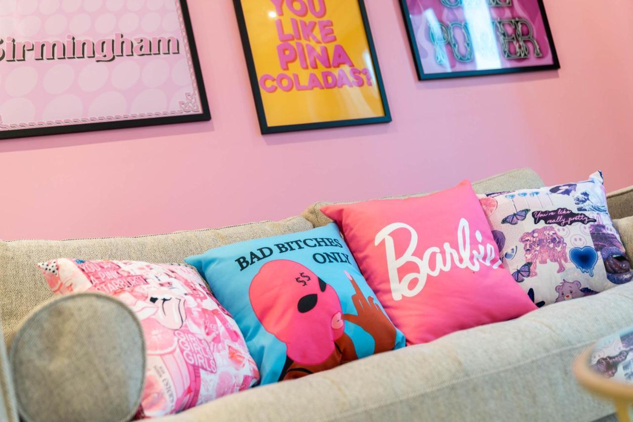 Maevela Apartments ☆ Pink Luxury Apartment With Balcony - Birmingham City Centre - 5 Min Walk From Bullring, Cube, Mailbox, New Street Station - Free Netflix & Wifi Extérieur photo